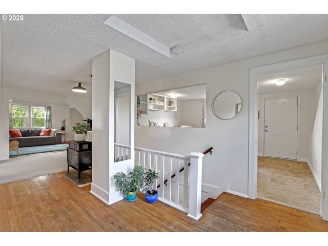 2635 Se 14TH Ave, Portland, OR 97202