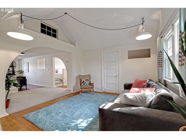 2635 Se 14TH Ave, Portland, OR 97202