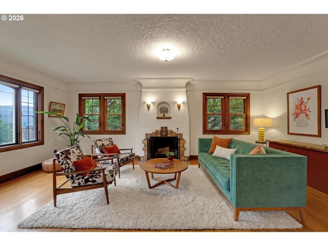 2635 Se 14TH Ave, Portland, OR 97202