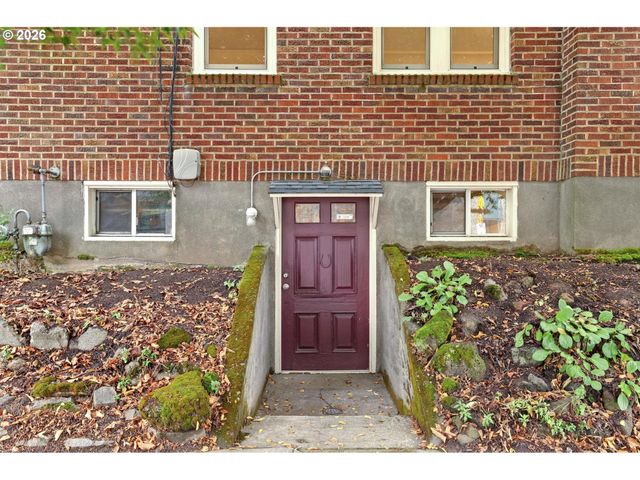 2635 Se 14TH Ave, Portland, OR 97202