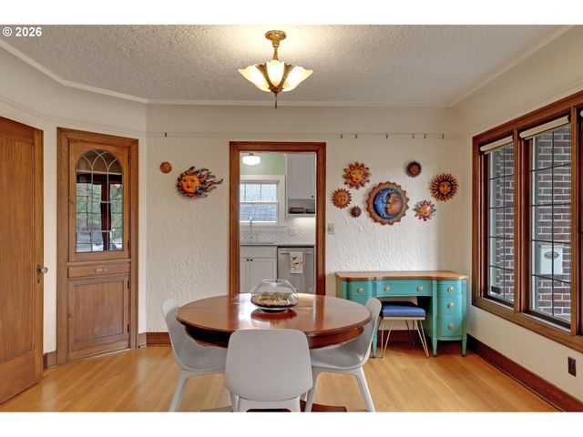 2635 Se 14TH Ave, Portland, OR 97202