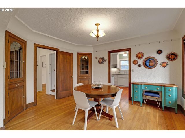 2635 Se 14TH Ave, Portland, OR 97202