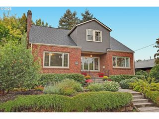 2635 Se 14TH Ave, Portland, OR 97202