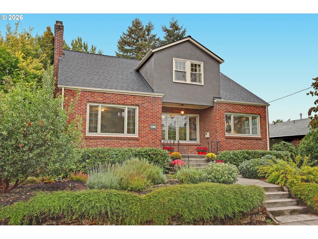 2635 Se 14TH Ave, Portland, OR 97202