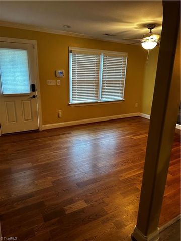 3932 lexwin Avenue, Winston-salem, NC 27107