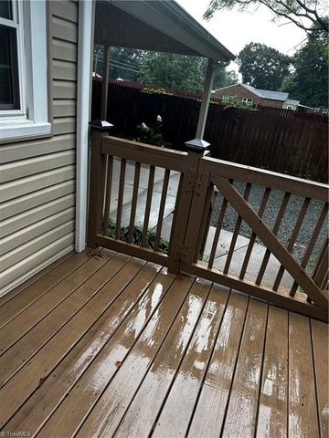 3932 lexwin Avenue, Winston-salem, NC 27107