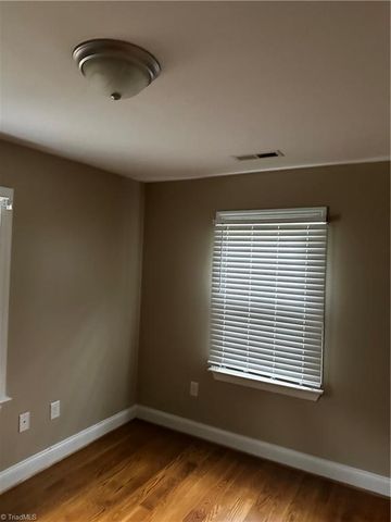3932 lexwin Avenue, Winston-salem, NC 27107