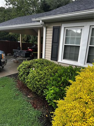 3932 lexwin Avenue, Winston-salem, NC 27107