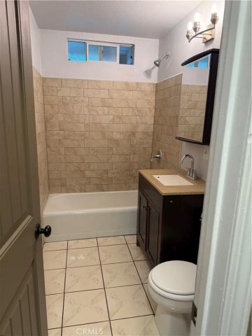 754 W Citrus, Colton, CA 92324
