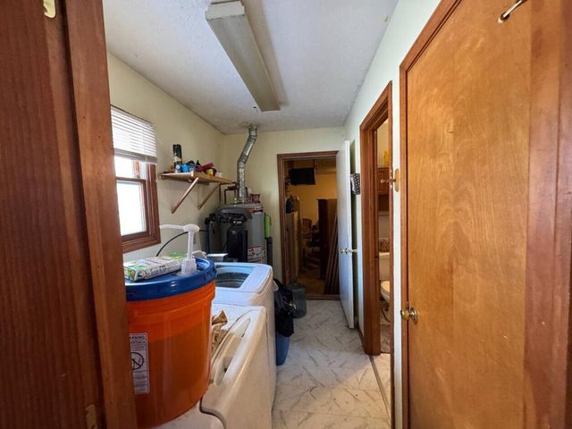 1217 Daisy Street SE, Demotte, IN 46310