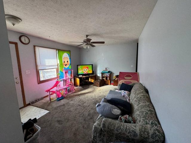 1217 Daisy Street SE, Demotte, IN 46310