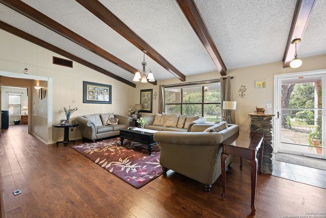 103 Pleasant, New Braunfels, TX 78132