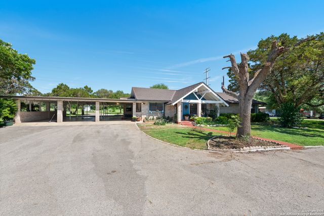 103 Pleasant, New Braunfels, TX 78132