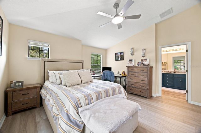 5530 KINGLETHILL DRIVE, Lithia, FL 33547
