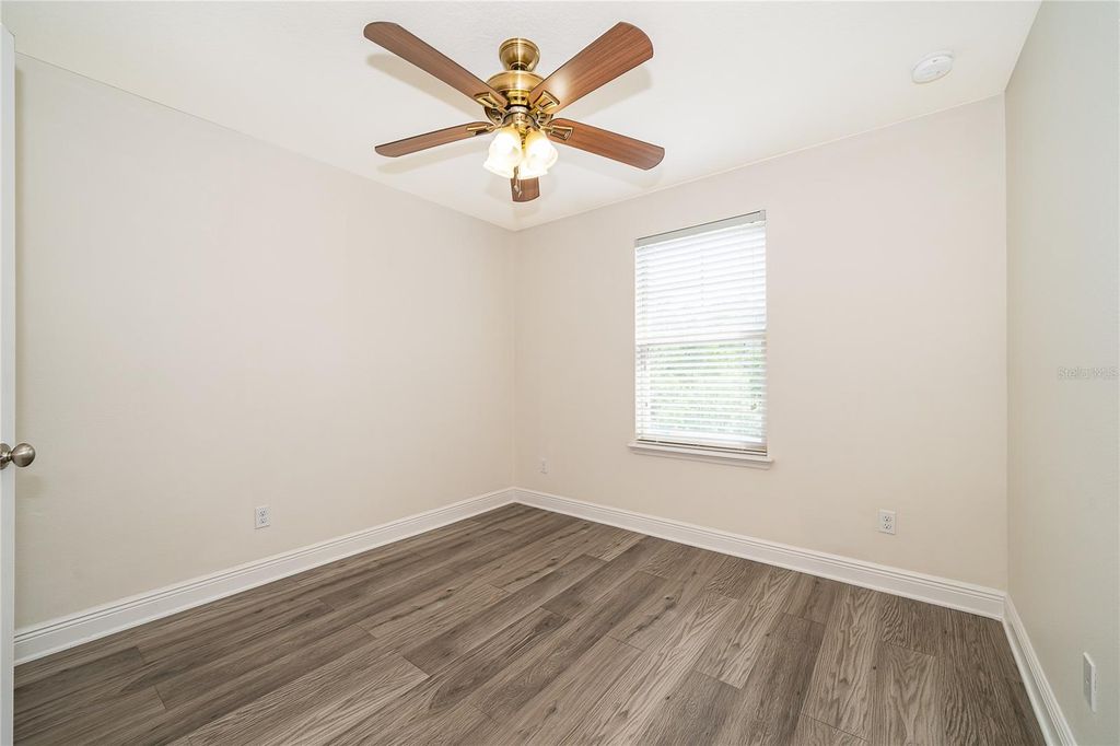 Image 23 of property listing at 10061 TOWN LAKE DRIVE, Orlando, FL 32832