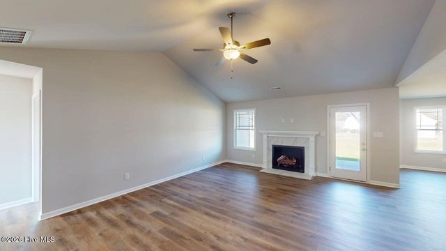 107 Gorman Place, La Grange, NC 28551