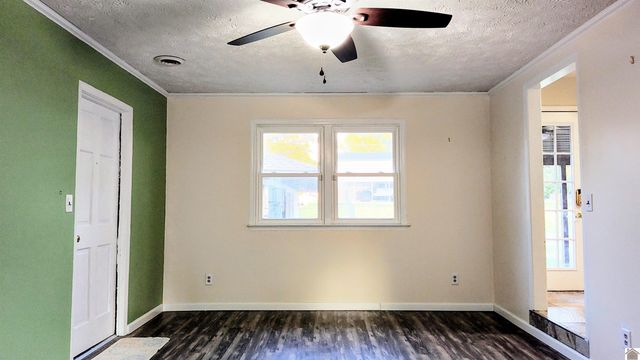 210 Brentwood Dr, Paducah, KY 42003