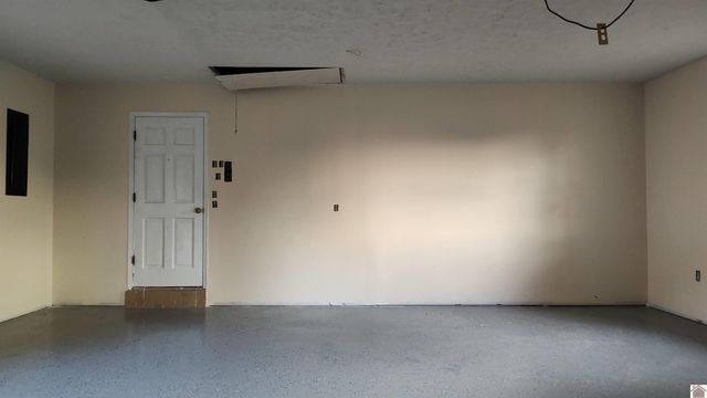 210 Brentwood Dr, Paducah, KY 42003