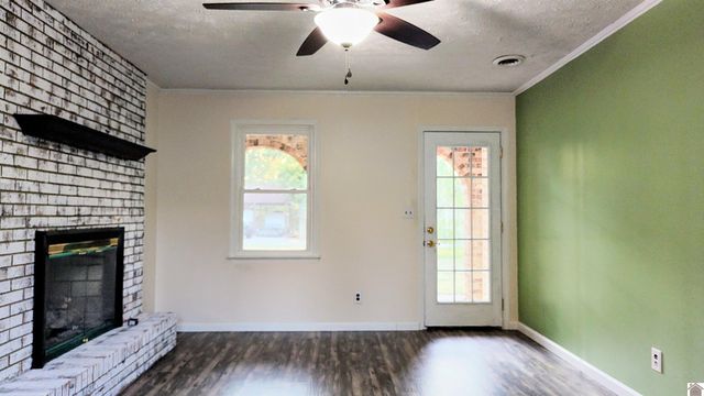 210 Brentwood Dr, Paducah, KY 42003