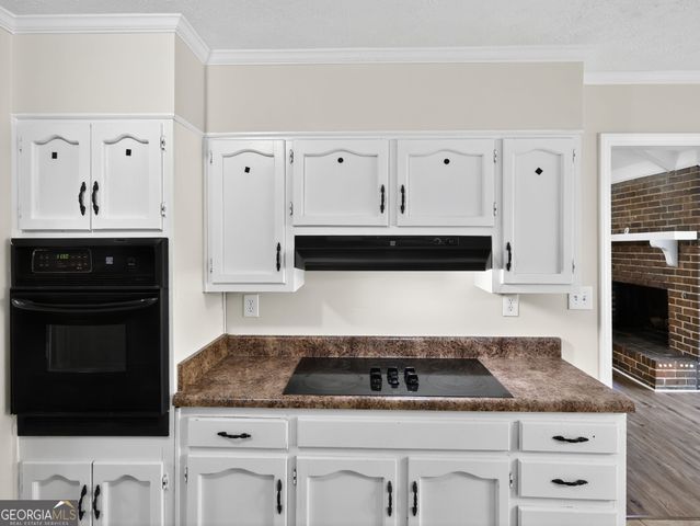 3927 Scarlet Ohara Drive, Ellenwood, GA 30294