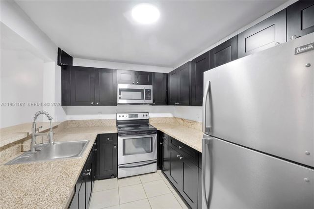 4221 NW 19th Street 289, Lauderhill, FL 33313