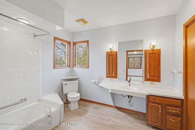 5359 Park Lake Road, East Lansing, MI 48823