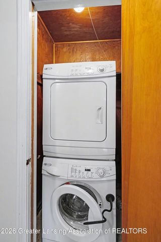 5359 Park Lake Road, East Lansing, MI 48823