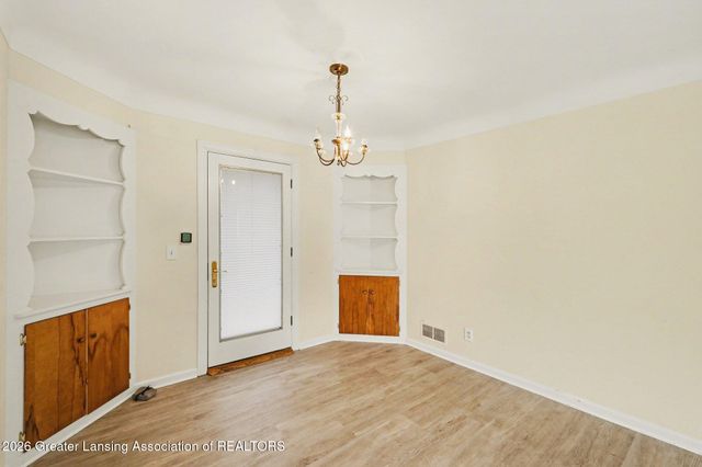 5359 Park Lake Road, East Lansing, MI 48823