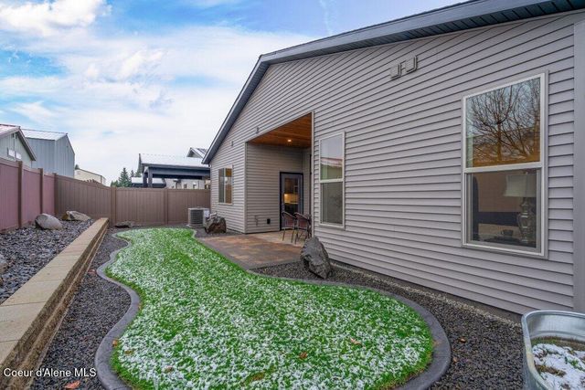13916 N Rainier LOOP, Rathdrum, ID 83858