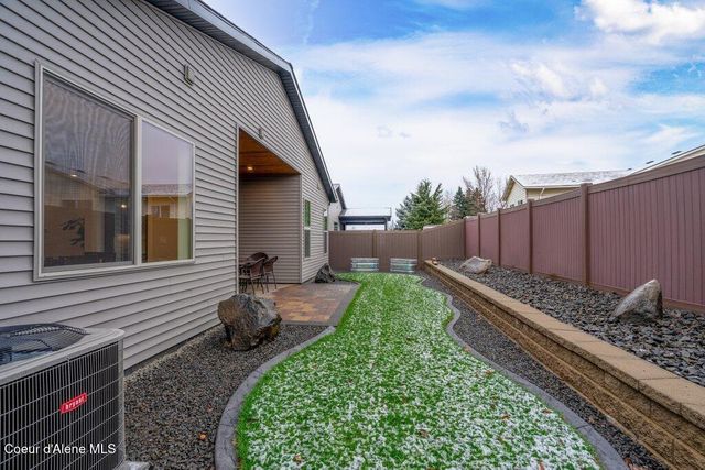 13916 N Rainier LOOP, Rathdrum, ID 83858