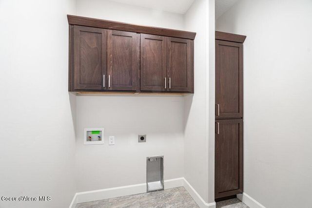 13916 N Rainier LOOP, Rathdrum, ID 83858