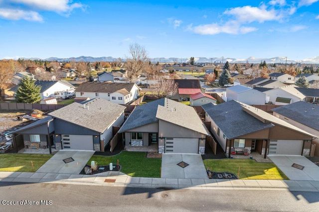 13916 N Rainier LOOP, Rathdrum, ID 83858