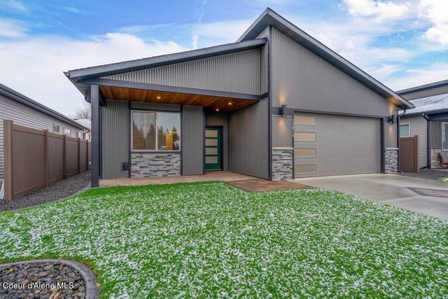 13916 N Rainier LOOP, Rathdrum, ID 83858
