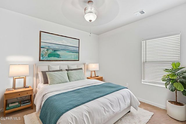 248 FARNBOROUGH Street, El Paso, TX 79928