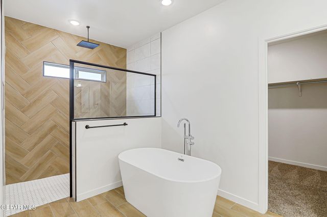 248 FARNBOROUGH Street, El Paso, TX 79928