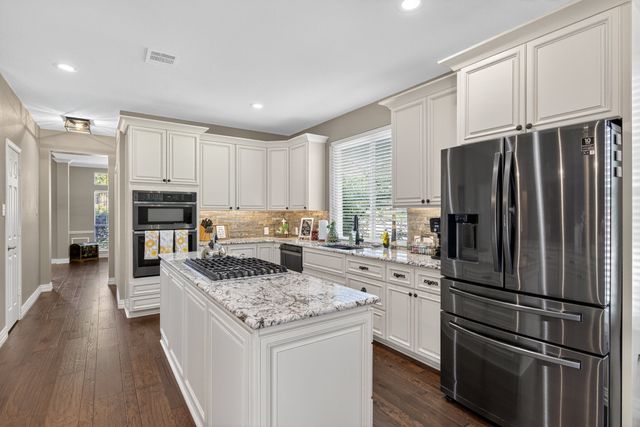 1804 Southwicke Drive, Flower Mound, TX 75022