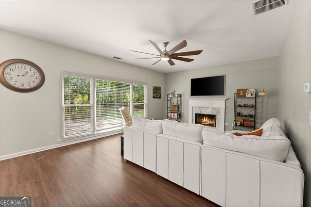 6280 Clear Spring Lane, Flowery Branch, GA 30542