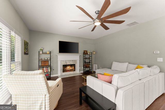 6280 Clear Spring Lane, Flowery Branch, GA 30542