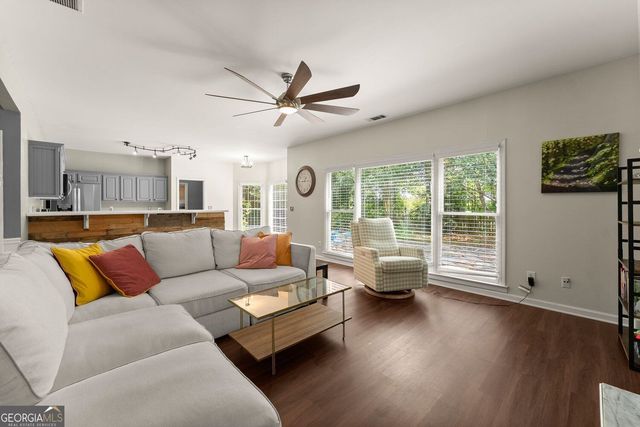 6280 Clear Spring Lane, Flowery Branch, GA 30542