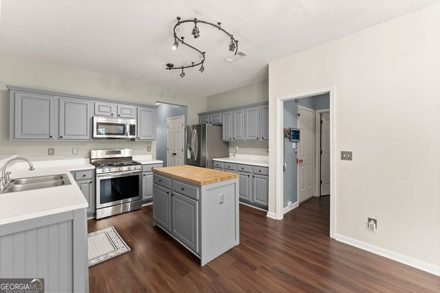 6280 Clear Spring Lane, Flowery Branch, GA 30542