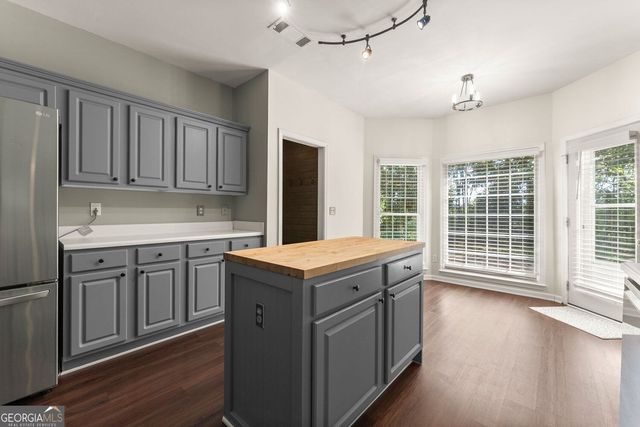 6280 Clear Spring Lane, Flowery Branch, GA 30542