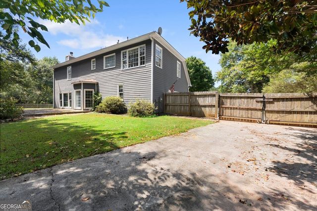 6280 Clear Spring Lane, Flowery Branch, GA 30542