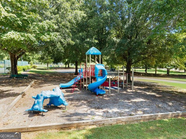 6280 Clear Spring Lane, Flowery Branch, GA 30542