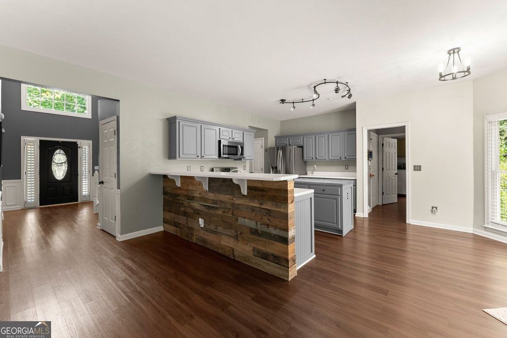 6280 Clear Spring Lane, Flowery Branch, GA 30542 — photo 3