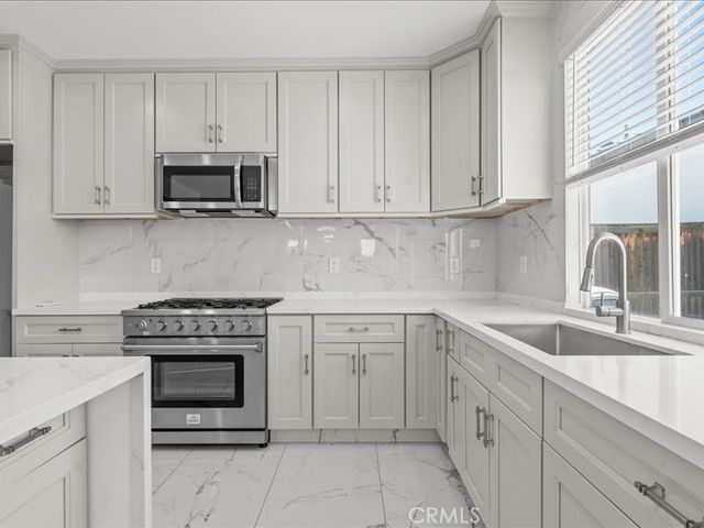 1886 Montara, San Jacinto, CA 92583