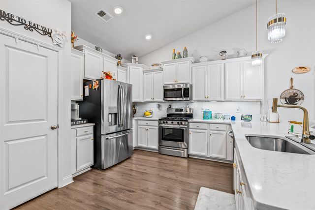 2501 Goldfinch Dr., Myrtle Beach, SC 29577