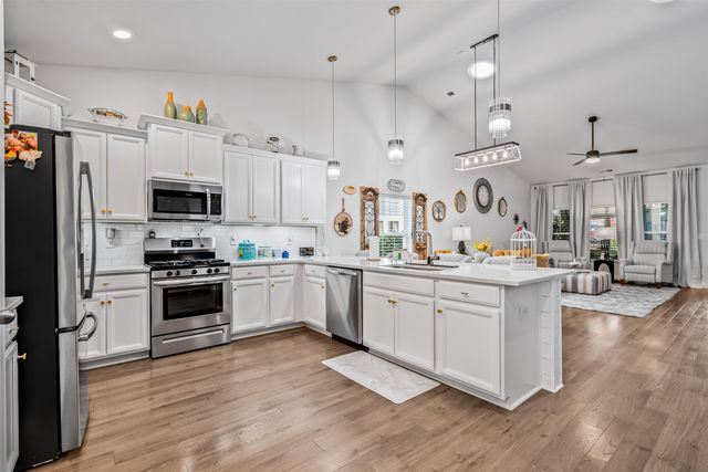 2501 Goldfinch Dr., Myrtle Beach, SC 29577