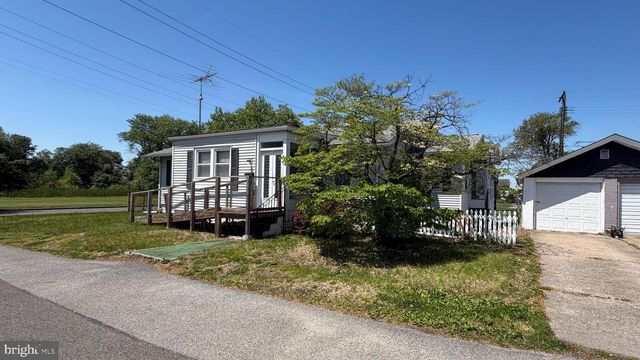 258 H ST, Carneys Point, NJ 08069