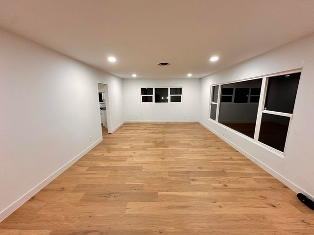 901 Paloma Street, Bakersfield, CA 93304