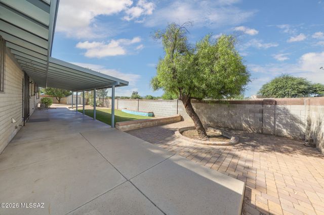 2497 W Placita De Ramo, Tucson, AZ 85741